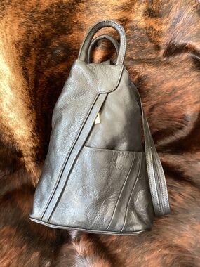 Vintage Borgo Giovanni 1960 Black Fine Italian Leather Backpack Handbag🦋